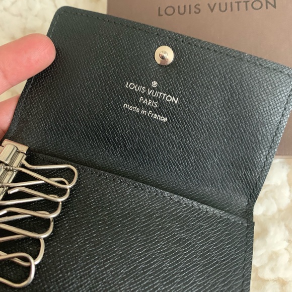 ❤️ Louis Vuitton 6 Key Holder Damier Graphite❤️ - Picture 4 of 8